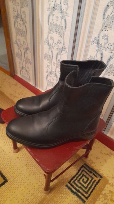 Новый кожанный сапожки