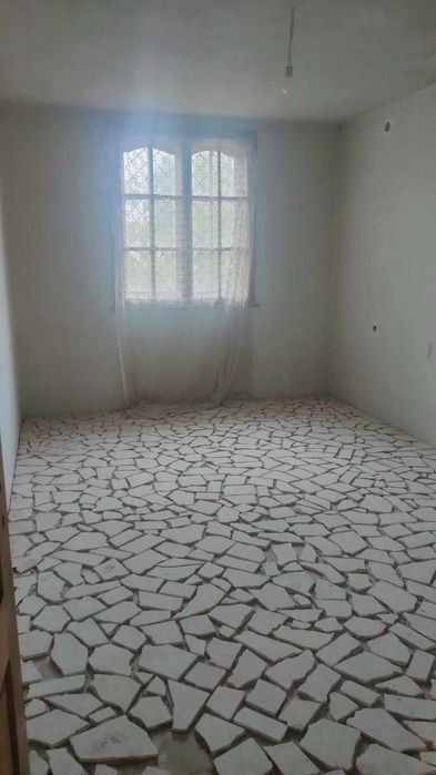 Продава се Къща в с. Синаговци, Област Видин - 462 кв.м за 184 €/кв.м - Снимка #6