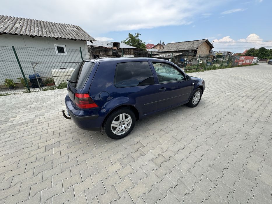 VOLKSWAGEN Golf 2003 — imagine 5
