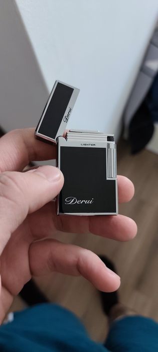 Vând bricheta derui, stil st Dupont