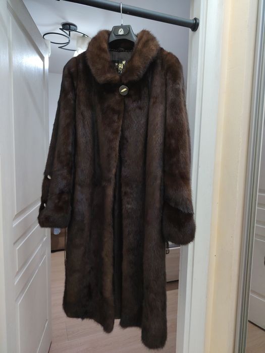 Шуба норковая для женщин в хорошем состоянии