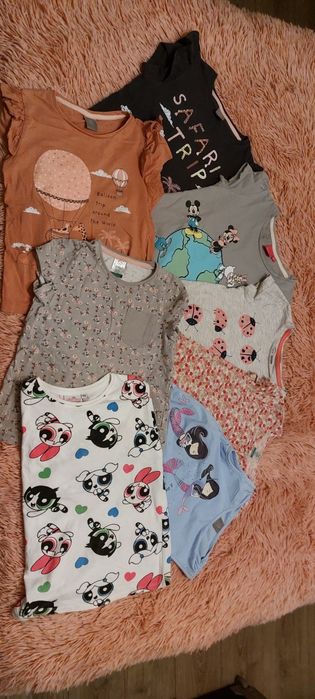 Vand lot tricouri fetita marimea 122