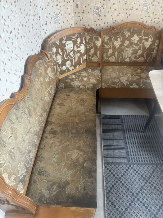 Кухонный угловой диван