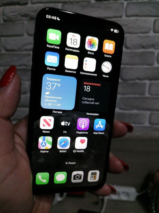 Продаётся телефон iPhone XS