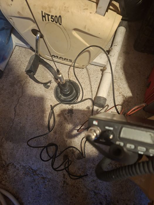 Statie auto TTY in stare bună