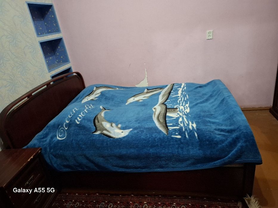 Мебель комплект, 2 тумбочка, шкаф, кровать, косметический столик