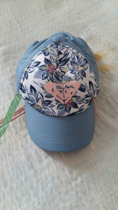 Оригинални мъжки и детски шапки