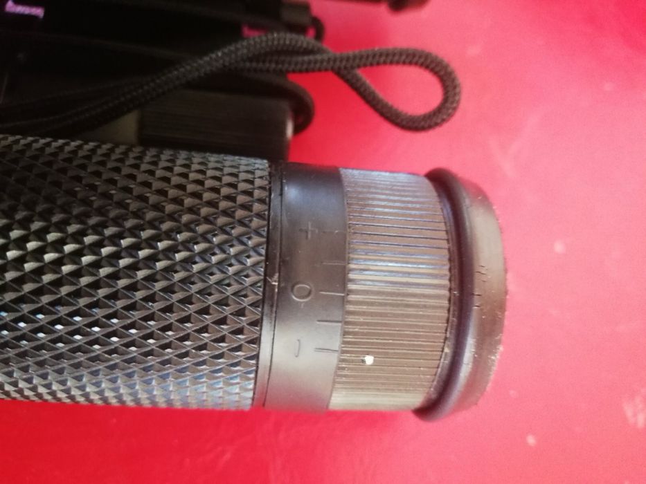 Малък компактен бинокъл Optus