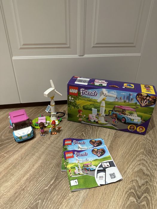 LEGO Friends Электромобиль Оливии