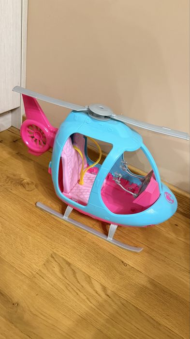 Barbie хеликоптер 15€