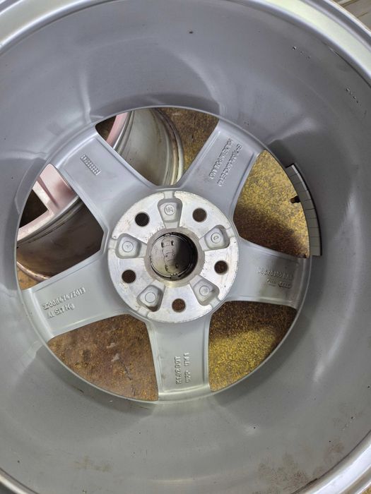 Jante Aliaj 5x112 16'' OEM AUDI A3 A4 A6 Q3 7J ET 40 CA NOI