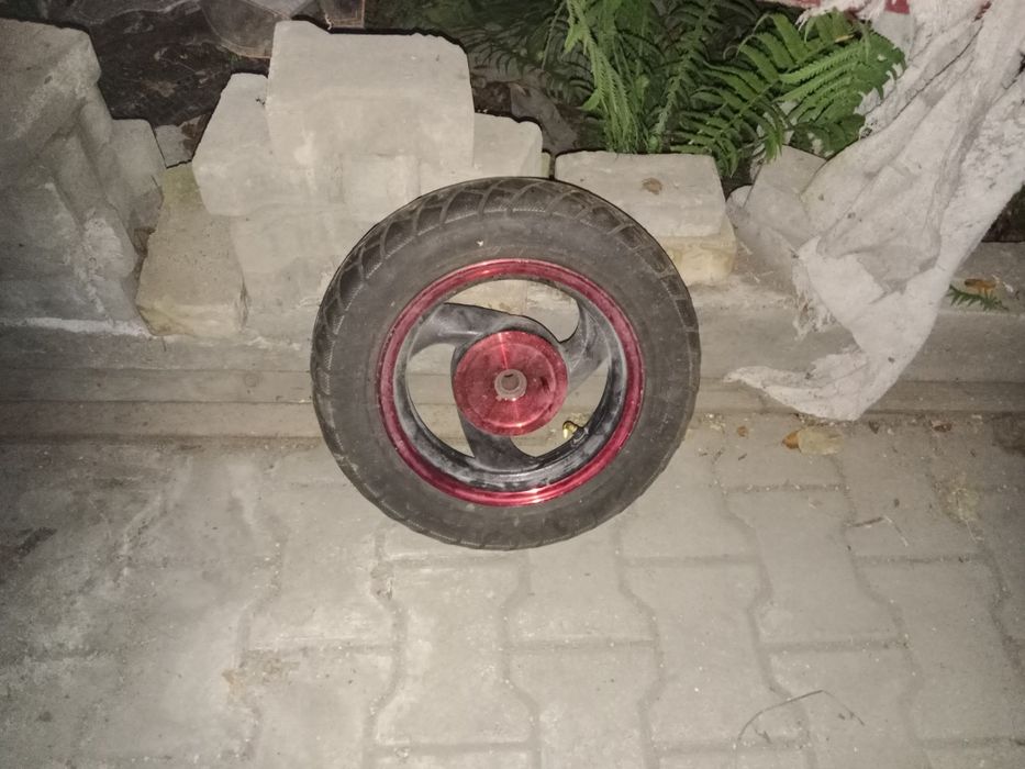 Продам балон мопед м8