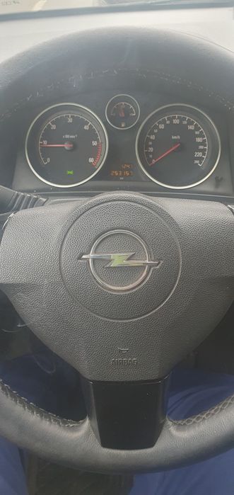 Opel zafira 1.7 dizel