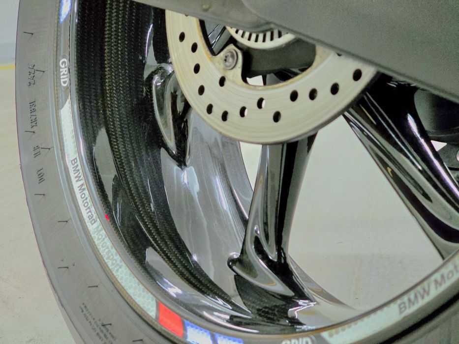 BMW S1000RR 2022 M Package Carbon