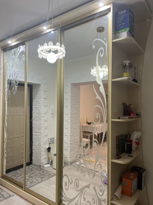 Срочно продам шкаф