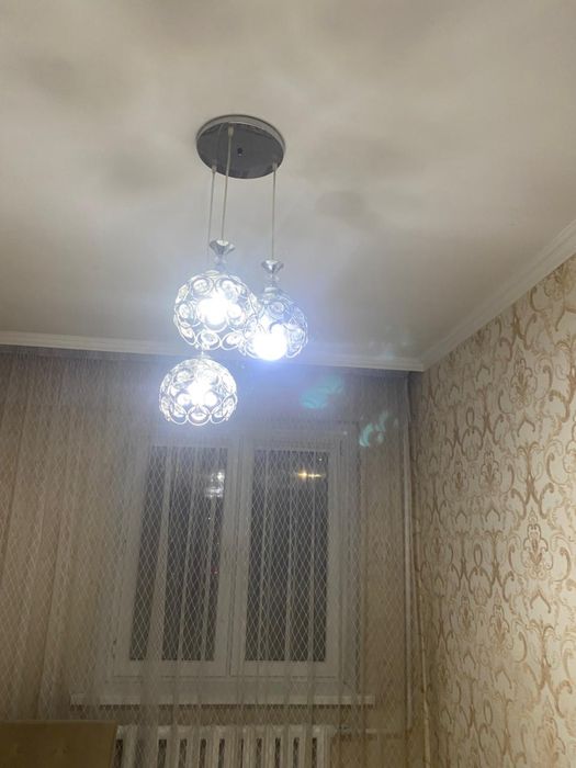 Люстры разные срочно