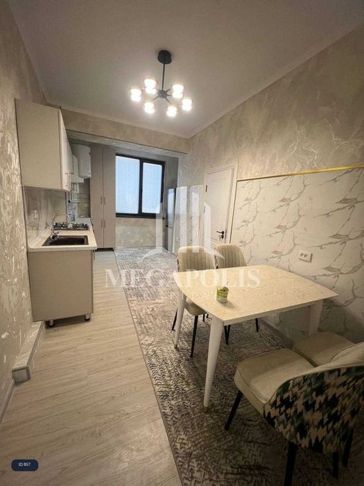 BUXORO, GOR. GAZDA ARZON NARXDA 3 xonali kvartira sotiladi. №857