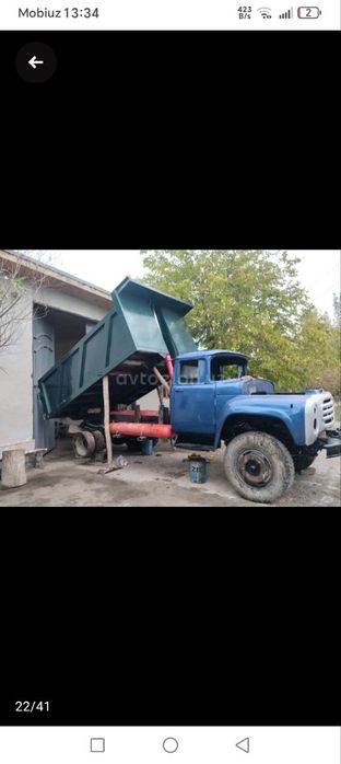 Zil 130 ishlab yuribdi