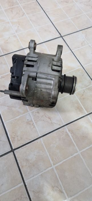 Vând alternator Volkswagen TIGUAN