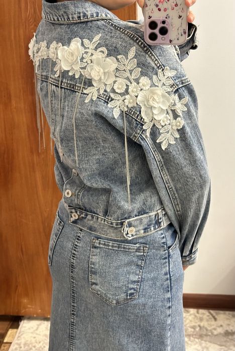 Женская джинсовая куртка