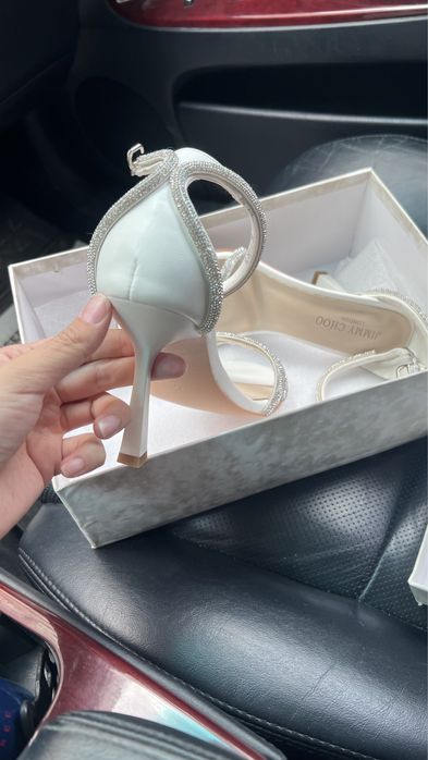 Босоножки летние новые