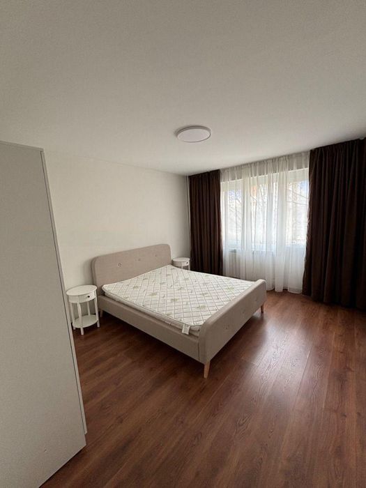 Дава се под наем Тристаен апартамент в София, Света Троица - 90 кв.м за 807.84 € - Снимка #6