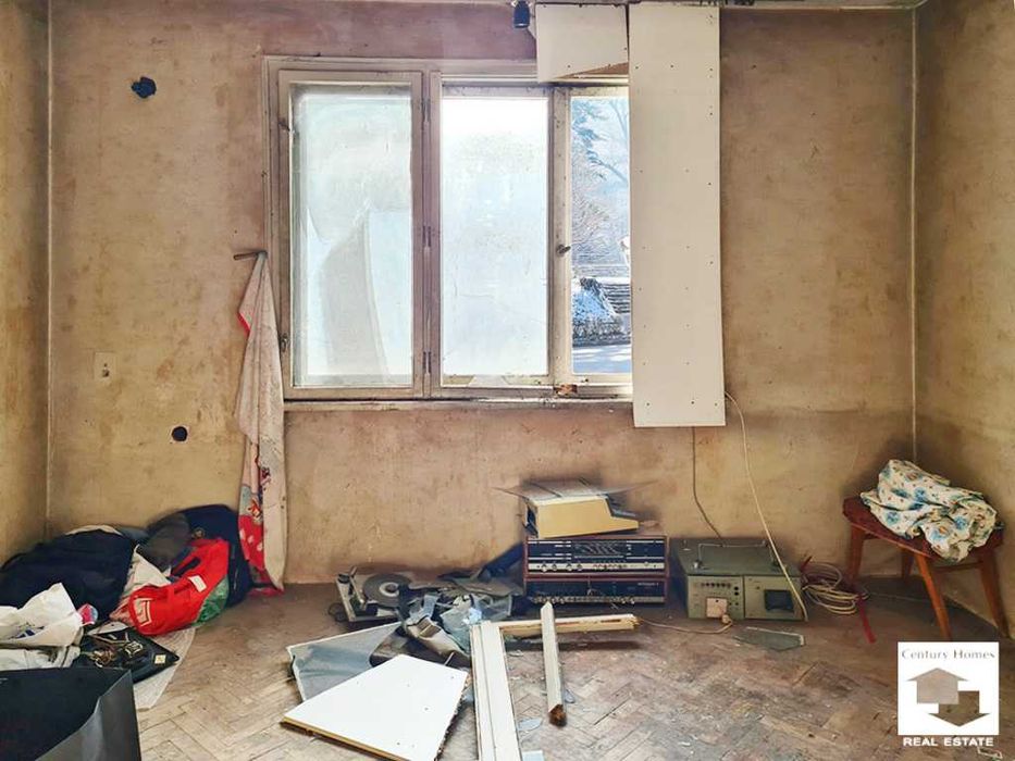 Продава се Тристаен апартамент в Велико Търново, Център - 82 кв.м за 778 €/кв.м - Снимка #2