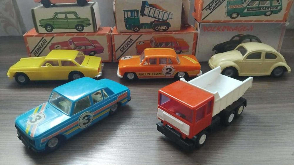 Стари играчки GDR