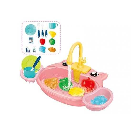 Детска мивка с течаща вода