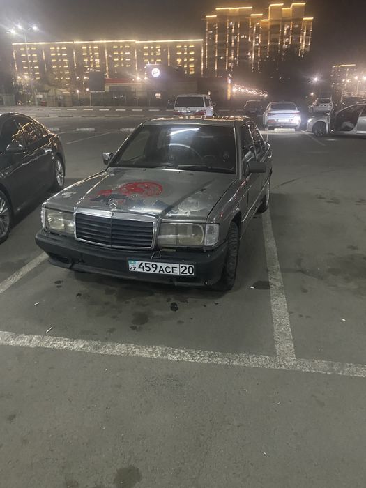 Продам мерседес 190