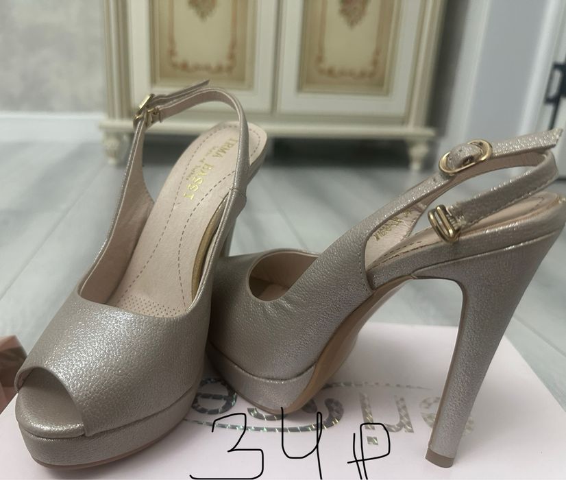 Туфлки 34,35 размер