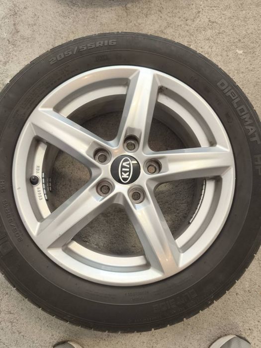 Джанти с гуми 16" 5х114.3