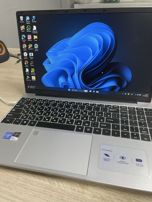 Yami  N 11 16 GB 256 GB.