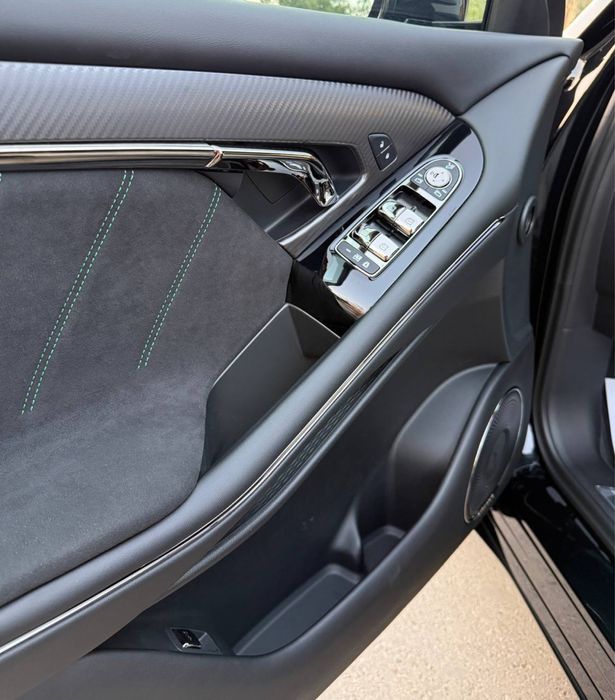 Voyah Free 318 Oq Mokriy