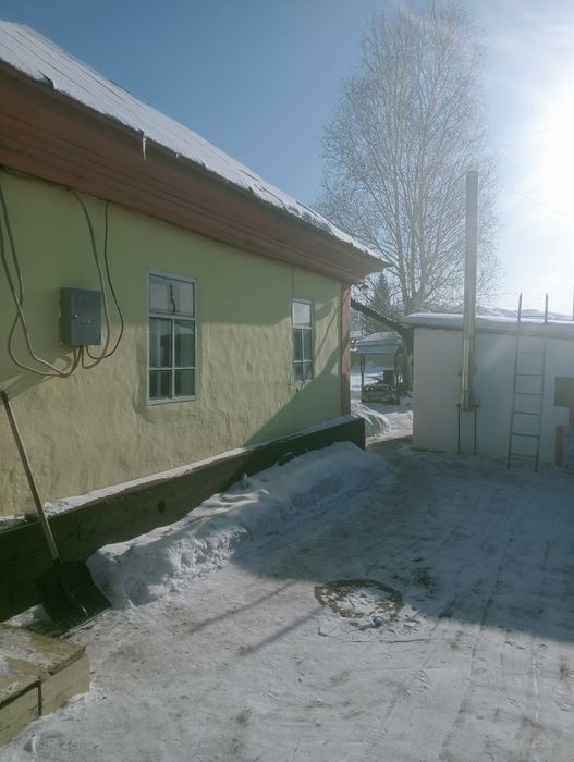 Продам дом в центре.