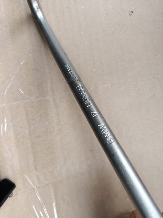 Cric Bmw G30 G31 G20 F10 F11 F12 F13 F30 F31 Cheie roti triunghi