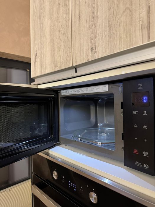 Cuptor microunde LG smart inverter