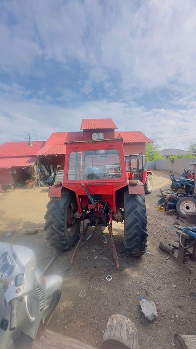 Tractor Universal 445
