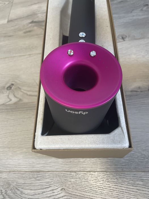 Dyson supersonic HD08 culoare mov, nou