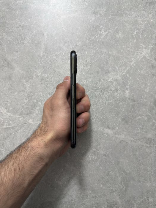 iPhone 11 Pro 256GB Midnight Green