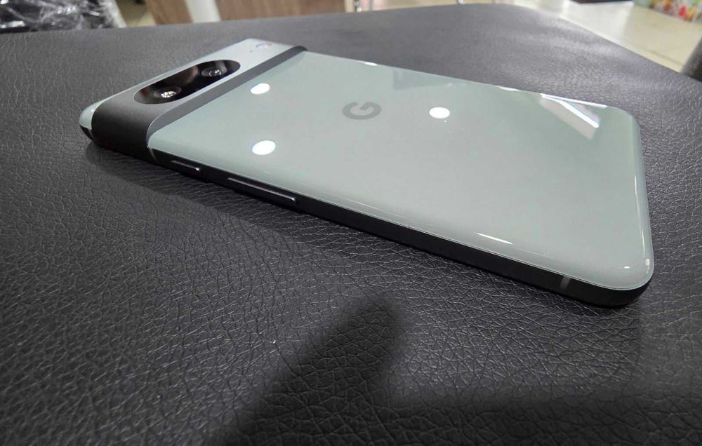 Google Pixel 8 5G 128GB 8GB RAM