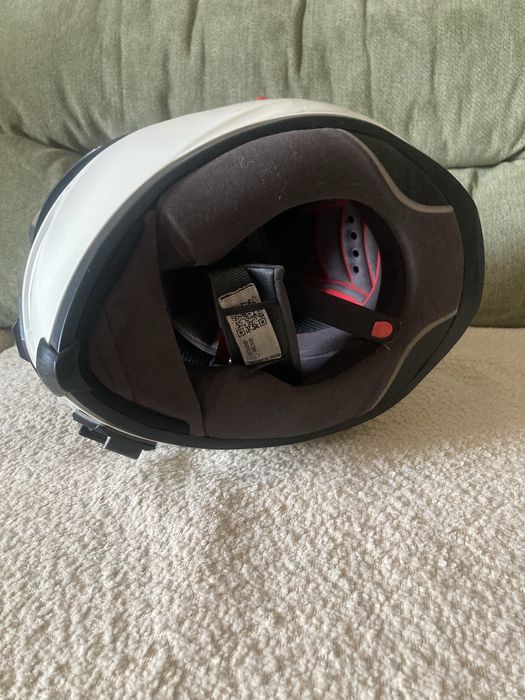 Мотошлем agv k1