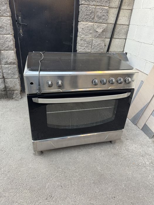 Газ плита 5 конфорок