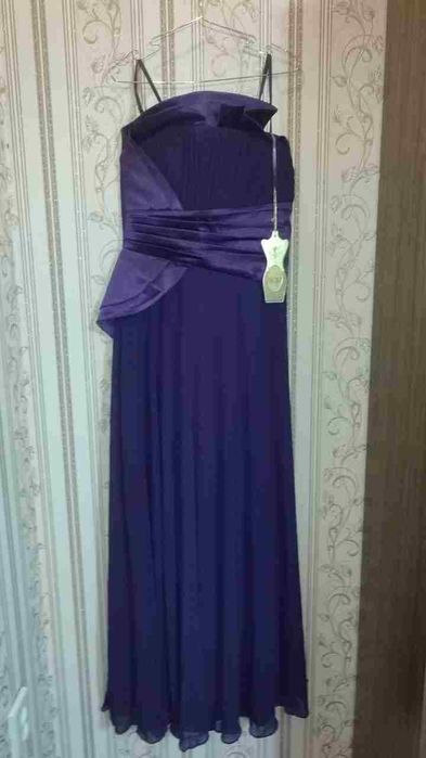 Продаются вечерние платья производство Турция