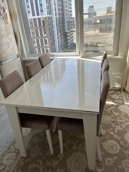 Продам стол со стульями