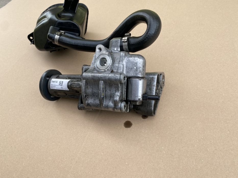 Pompa Servo / Servodirectie BMW Seria 7 F01 F02 , 6796491 / 6798665