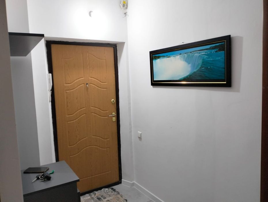 Продаётся трёхкомнатная квартира