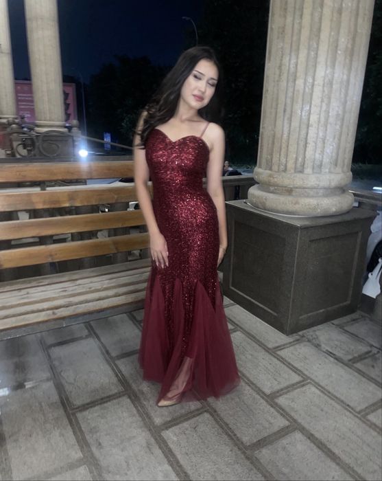 Продам выпускное платье