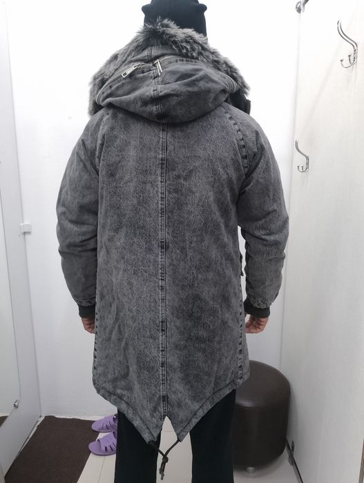 Продам парку новую