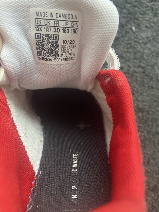 Adidasi fete marimea 30